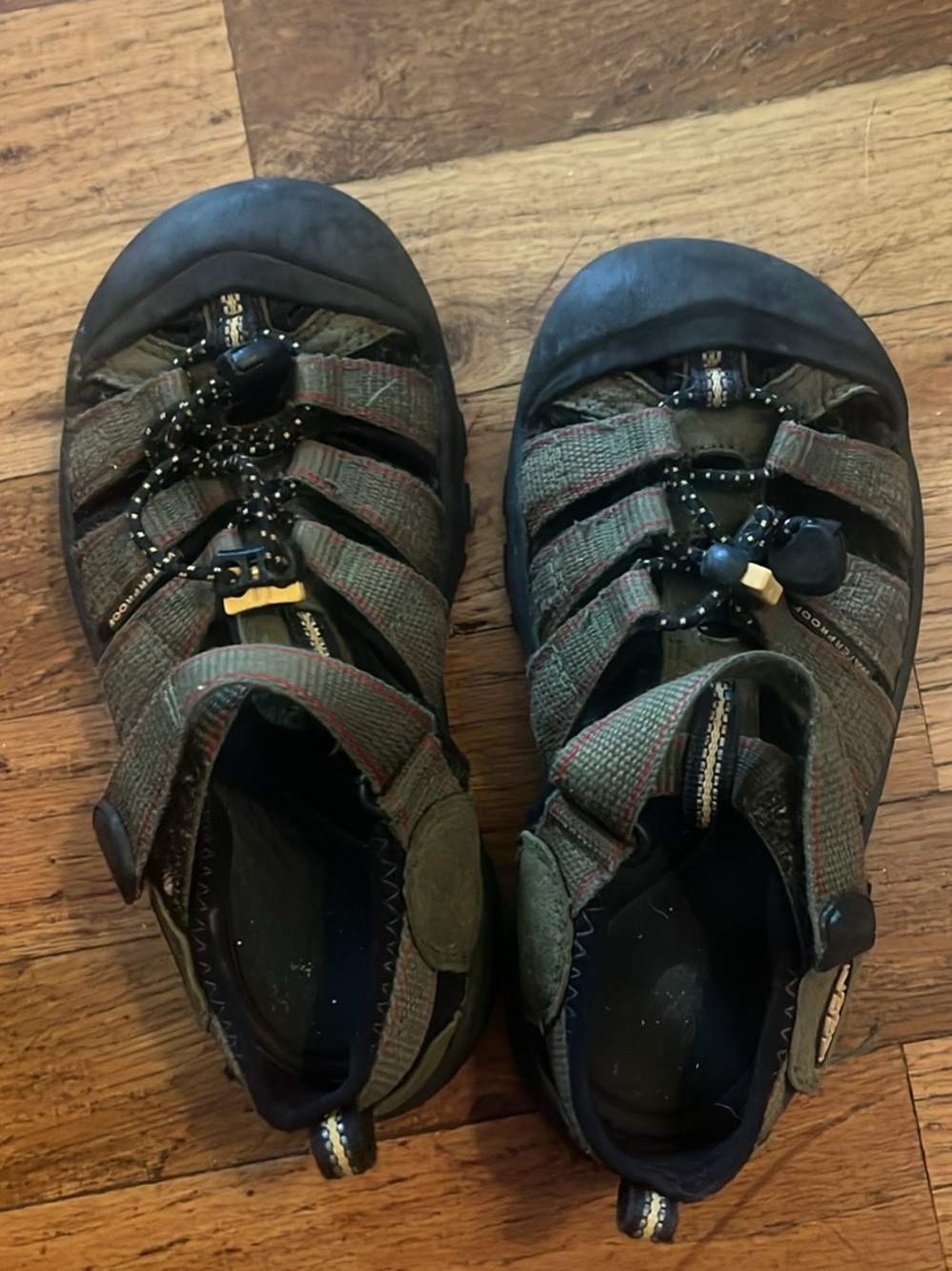 Kids Keens Outdoor Closed-Toe Sandals - Olive Green